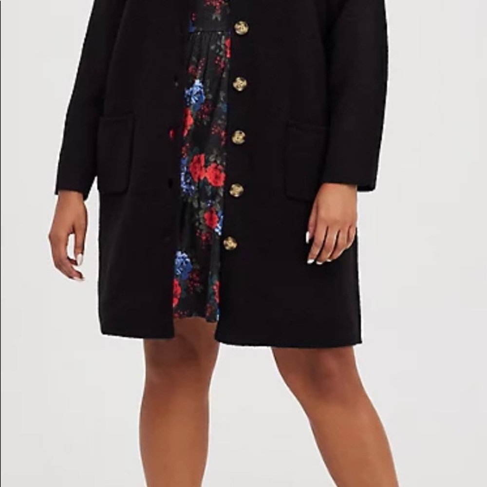 TORRID NOTCHED COLLAR CARDIGAN SWEATER BLACK SZ 0 NWT - Picture 2 of 6